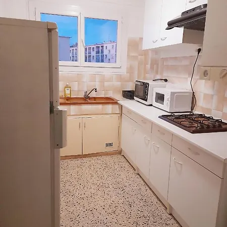 F3 Avec Balcon Apartmán